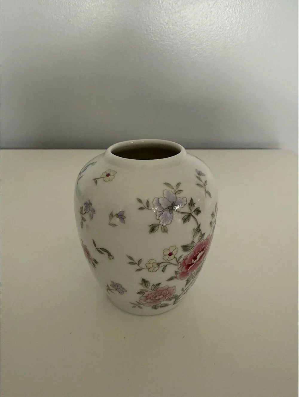 Lemax Small Ginger Jar Flower Vase w/ Chrysanthemum Flowers Pattern ~ No Lid EUC